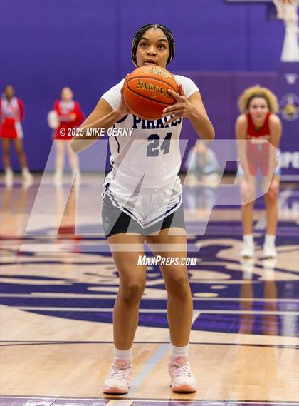 Thumbnail 2 in Shawnee Heights @ Piper (KSHSAA 5A Sub-State #2 Final) photogallery.