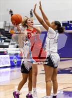 Photo from the gallery "Shawnee Heights @ Piper (KSHSAA 5A Sub-State #2 Final)"