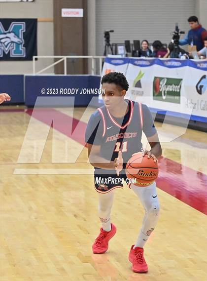 Thumbnail 3 in Brennan vs. Atascocita (McDonald's Texas Invitational) photogallery.