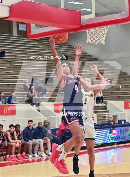 Thumbnail 3 in Brennan vs. Atascocita (McDonald's Texas Invitational) photogallery.