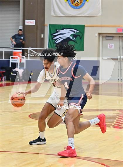Thumbnail 2 in Brennan vs. Atascocita (McDonald's Texas Invitational) photogallery.