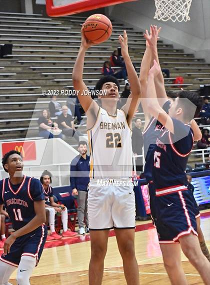 Thumbnail 1 in Brennan vs. Atascocita (McDonald's Texas Invitational) photogallery.
