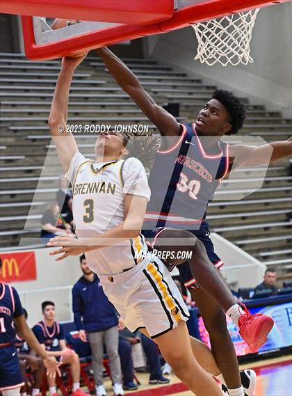 Thumbnail 2 in Brennan vs. Atascocita (McDonald's Texas Invitational) photogallery.