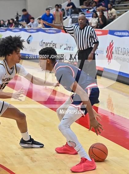 Thumbnail 2 in Brennan vs. Atascocita (McDonald's Texas Invitational) photogallery.