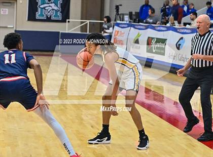 Thumbnail 2 in Brennan vs. Atascocita (McDonald's Texas Invitational) photogallery.