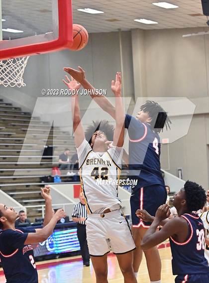 Thumbnail 3 in Brennan vs. Atascocita (McDonald's Texas Invitational) photogallery.