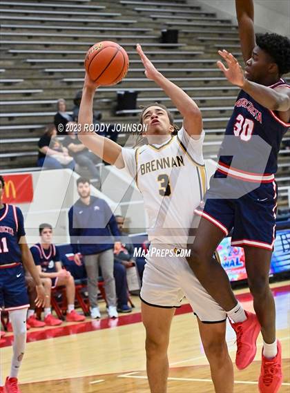 Thumbnail 3 in Brennan vs. Atascocita (McDonald's Texas Invitational) photogallery.