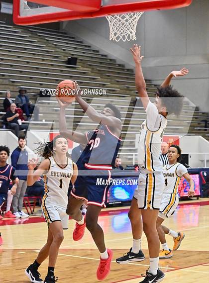 Thumbnail 3 in Brennan vs. Atascocita (McDonald's Texas Invitational) photogallery.