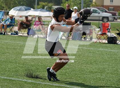 Thumbnail 3 in Gunter vs. El Dorado (Texas State 7-on-7 Tournament) photogallery.