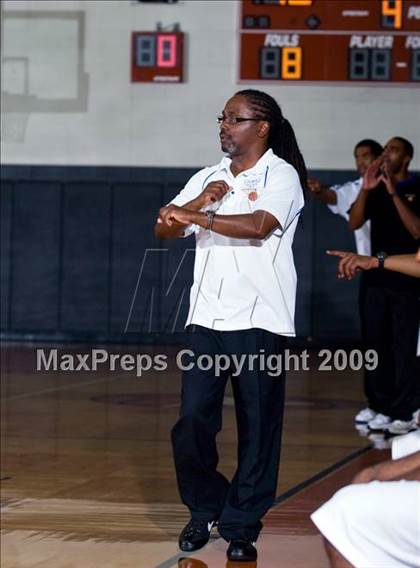 Thumbnail 2 in Chavez vs. Westside (McDonalds Texas Invitational) photogallery.