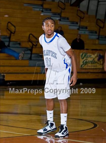 Thumbnail 3 in Chavez vs. Westside (McDonalds Texas Invitational) photogallery.