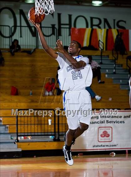 Thumbnail 1 in Chavez vs. Westside (McDonalds Texas Invitational) photogallery.