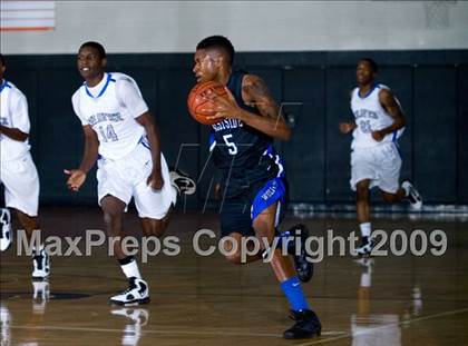 Thumbnail 3 in Chavez vs. Westside (McDonalds Texas Invitational) photogallery.