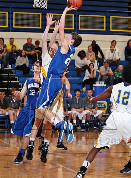 Thumbnail 3 in Macon County @ Gatlinburg-Pittman (Smoky Mountain Classic) photogallery.