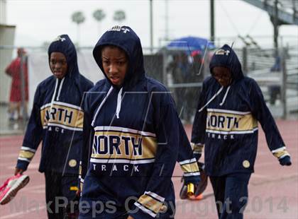 Thumbnail 2 in Corona Relays photogallery.