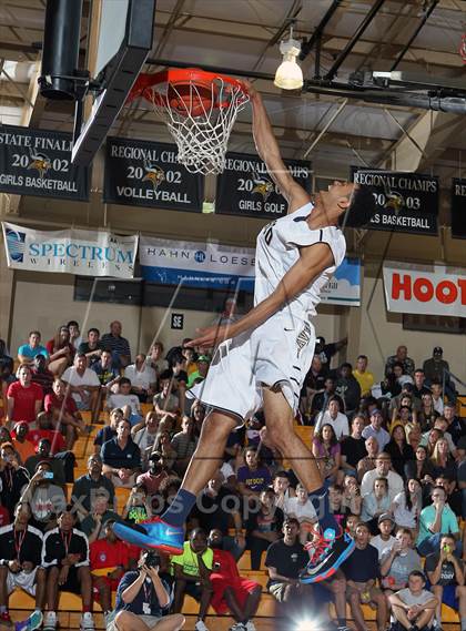 Thumbnail 3 in Slam Dunk Competition (City of Palms Classic) photogallery.