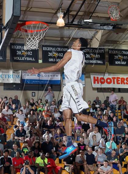 Thumbnail 2 in Slam Dunk Competition (City of Palms Classic) photogallery.
