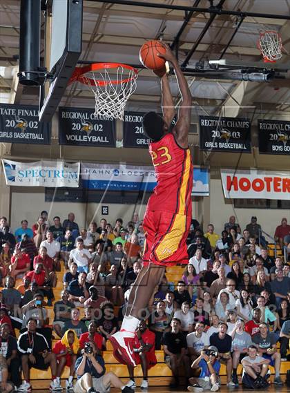 Thumbnail 2 in Slam Dunk Competition (City of Palms Classic) photogallery.