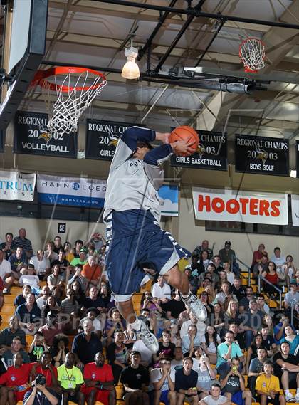 Thumbnail 3 in Slam Dunk Competition (City of Palms Classic) photogallery.