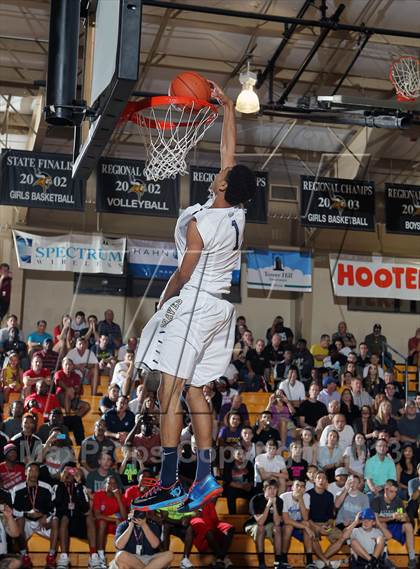 Thumbnail 3 in Slam Dunk Competition (City of Palms Classic) photogallery.