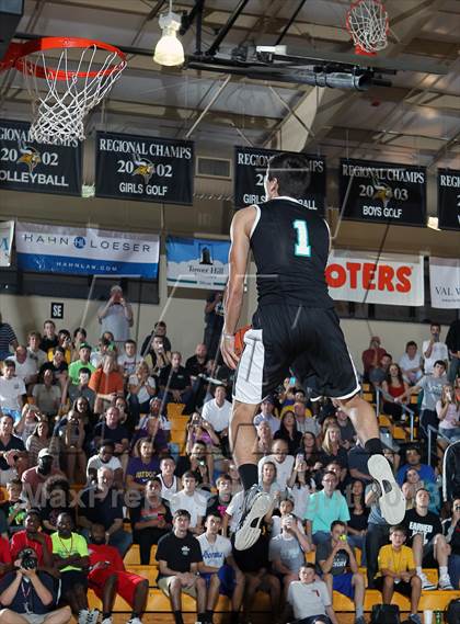 Thumbnail 2 in Slam Dunk Competition (City of Palms Classic) photogallery.