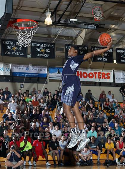 Thumbnail 2 in Slam Dunk Competition (City of Palms Classic) photogallery.