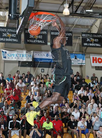 Thumbnail 3 in Slam Dunk Competition (City of Palms Classic) photogallery.