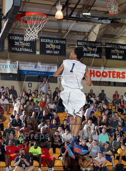 Thumbnail 1 in Slam Dunk Competition (City of Palms Classic) photogallery.
