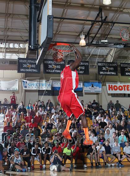 Thumbnail 1 in Slam Dunk Competition (City of Palms Classic) photogallery.