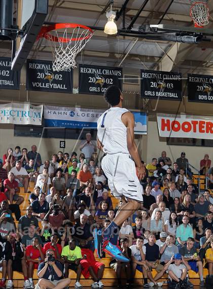Thumbnail 2 in Slam Dunk Competition (City of Palms Classic) photogallery.