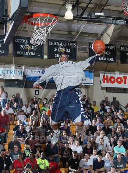 Thumbnail 1 in Slam Dunk Competition (City of Palms Classic) photogallery.