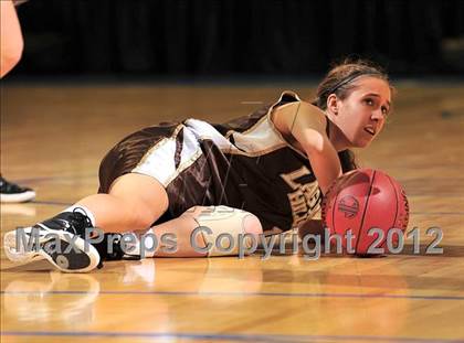 Thumbnail 3 in Mission Bay vs. Laguna Hills (CIF D3 SoCal Regional Final) photogallery.