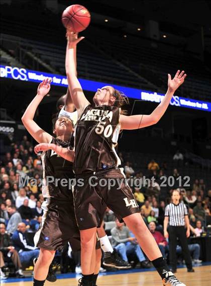 Thumbnail 1 in Mission Bay vs. Laguna Hills (CIF D3 SoCal Regional Final) photogallery.