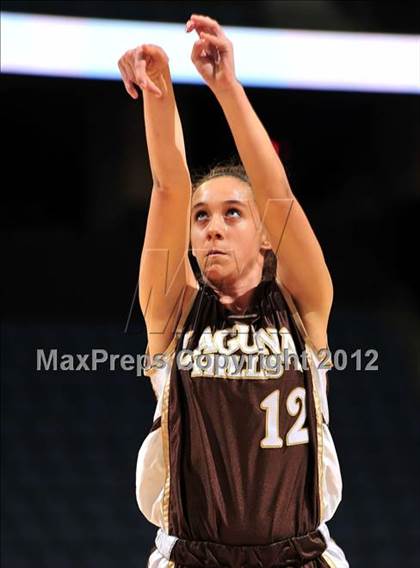 Thumbnail 3 in Mission Bay vs. Laguna Hills (CIF D3 SoCal Regional Final) photogallery.