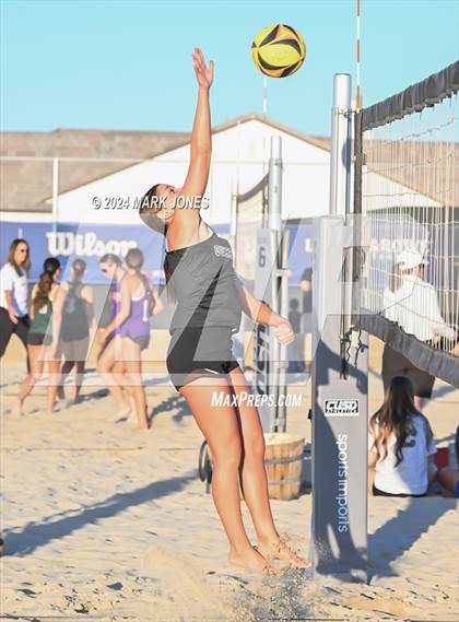 Thumbnail 1 in Queen Creek vs. Millennium (AIA DI Pairs Round 1 Playoff) photogallery.