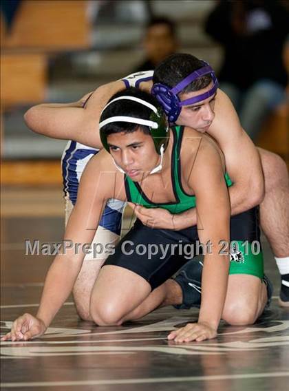 Thumbnail 3 in Monta Vista vs Homestead photogallery.