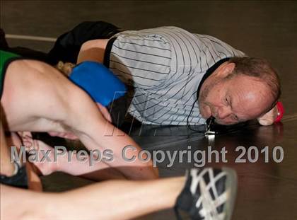 Thumbnail 2 in Monta Vista vs Homestead photogallery.