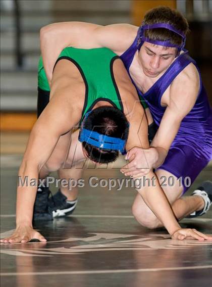 Thumbnail 2 in Monta Vista vs Homestead photogallery.