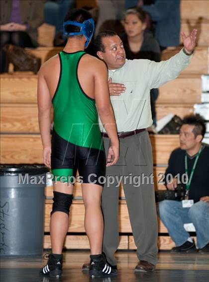 Thumbnail 1 in Monta Vista vs Homestead photogallery.