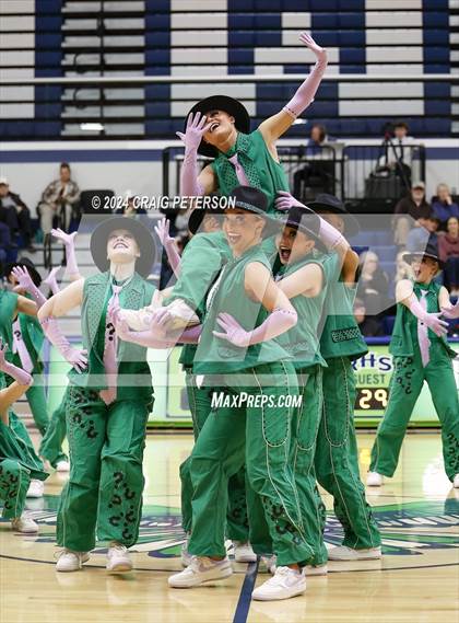 Thumbnail 1 in Ridgeline Aeriettes photogallery.