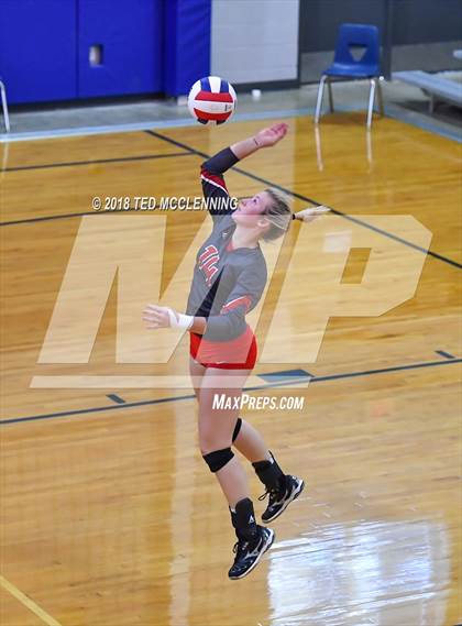 Thumbnail 1 in Atkins vs. Mayflower (AAA 3A 1st Round Playoff) photogallery.