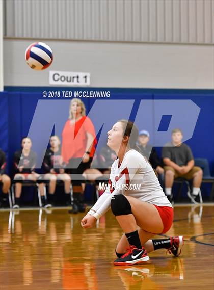 Thumbnail 1 in Atkins vs. Mayflower (AAA 3A 1st Round Playoff) photogallery.