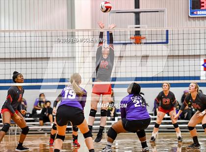 Thumbnail 1 in Atkins vs. Mayflower (AAA 3A 1st Round Playoff) photogallery.