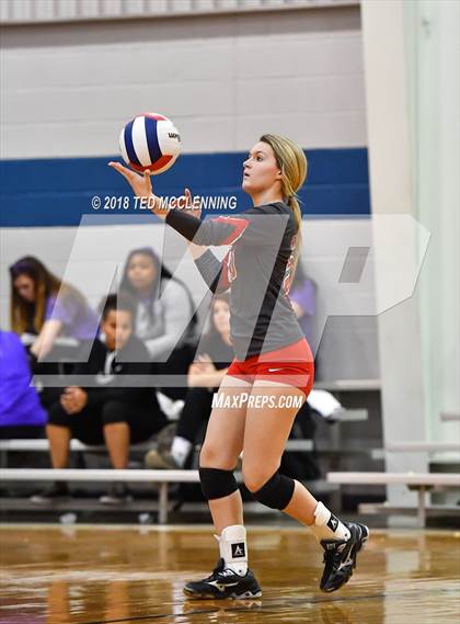 Thumbnail 2 in Atkins vs. Mayflower (AAA 3A 1st Round Playoff) photogallery.