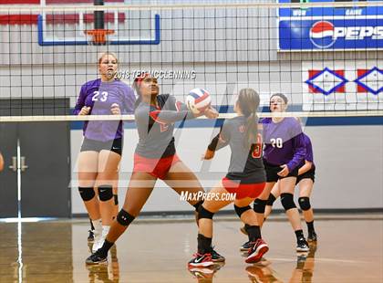 Thumbnail 3 in Atkins vs. Mayflower (AAA 3A 1st Round Playoff) photogallery.