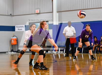 Thumbnail 2 in Atkins vs. Mayflower (AAA 3A 1st Round Playoff) photogallery.