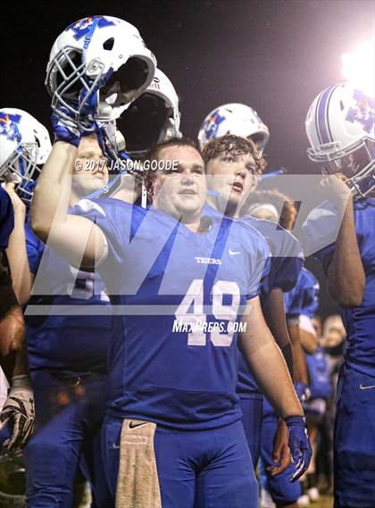 Thumbnail 1 in Giles County @ Marshall County photogallery.