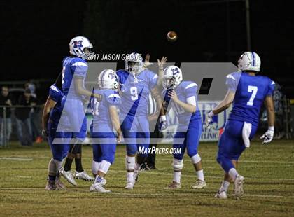 Thumbnail 1 in Giles County @ Marshall County photogallery.