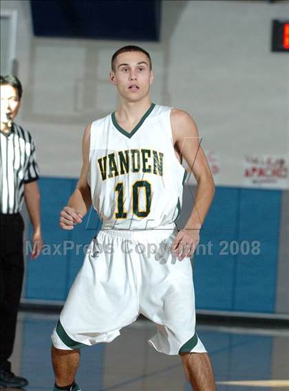 Thumbnail 2 in Hogan vs. Vanden (Les Curry Invitational) photogallery.