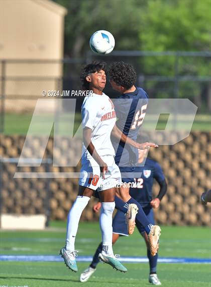 Thumbnail 2 in Glenn vs. Wakeland (UIL 5A Soccer Semifinal) photogallery.